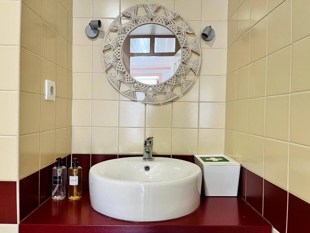Casa Rosa Com Ac Daire Coimbra Dış mekan fotoğraf